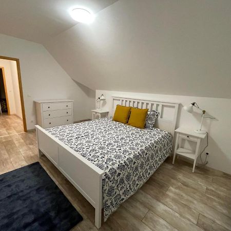 Taverna Apartman モノル エクステリア 写真